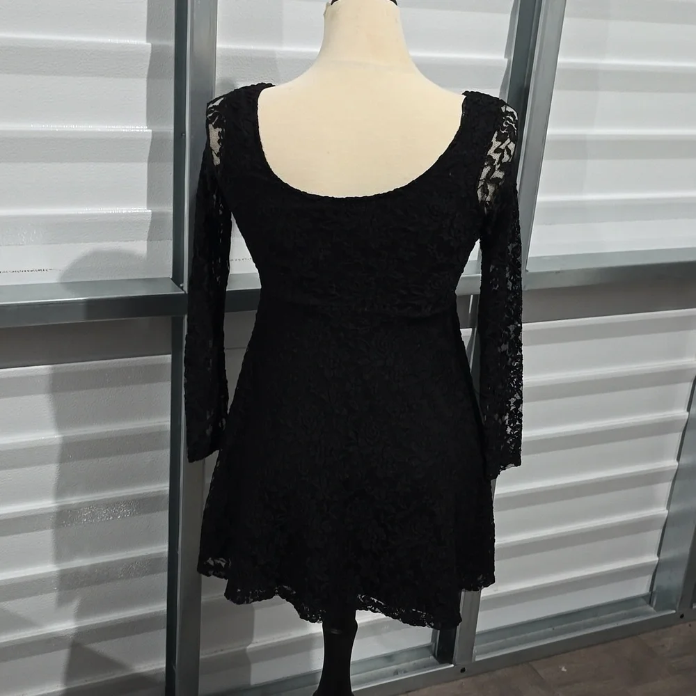 LOVE J Black Lacy Dress‎ Medium - Picture 4 of 11
